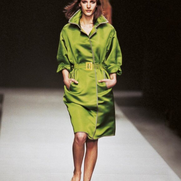 Prada Lime Green Satin Kitten Heel Mules – Pristine Vintage 2003 ✨ - Picture 9 of 9